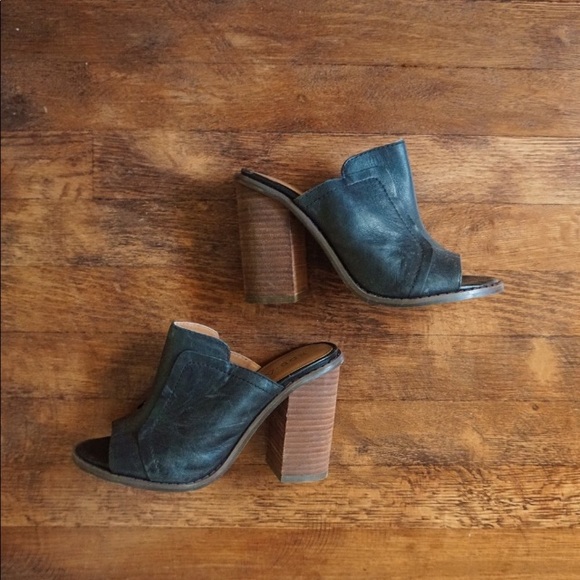 Kelsi Dagger Shoes - Kelsi Dagger Leather Sandals